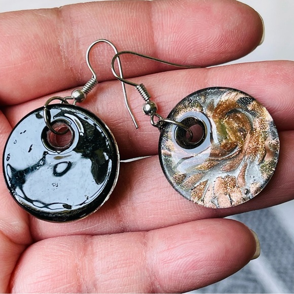 Dichroic Art Glass Gold Bronze Disc Shape Dangle Drop Silver Tone Earrings - Picture 3 of 6